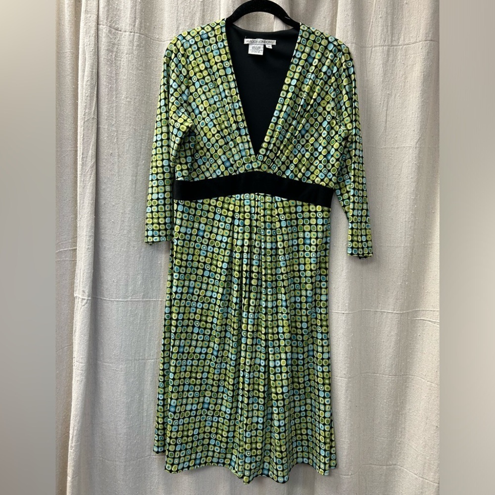 Maggy London/beautiful /V-Neck Dress/Size:12 Color: Green, Black, Blue Print